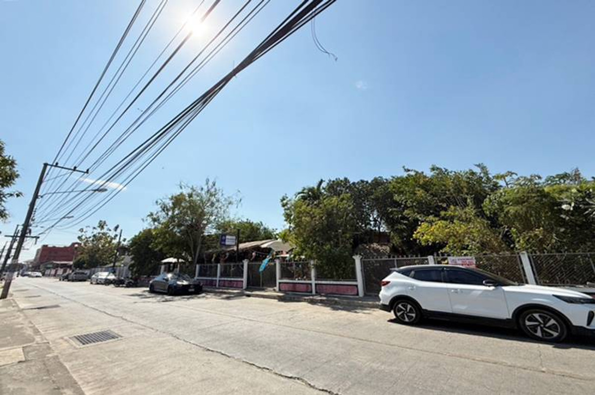 ขายที่ดิน 101 ตรว. ถนนสุดบรรทัด - ถวิลวัฒนา พร้อมสิ่งปลูกสร้าง แก่งคอย สระบุรี ขายที่ดิน 101 ตรว. ถนนสุดบรรทัด - ถวิลวัฒนา พร้อมสิ่งปลูกสร้าง แก่งคอย สระบุรี