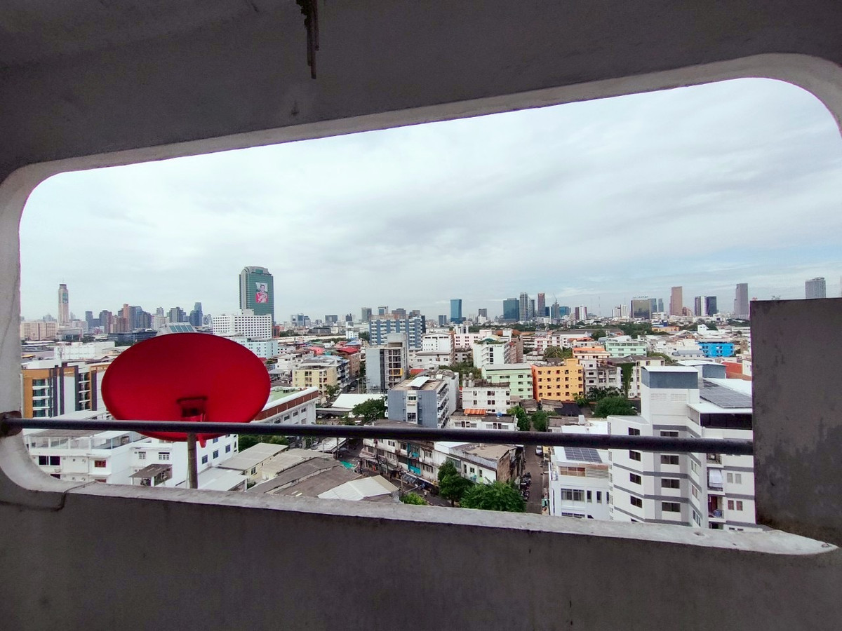 For sale: D.D. Tower, 2 bedrooms, spacious room, Huai Khwang location. – รูปที่ 3