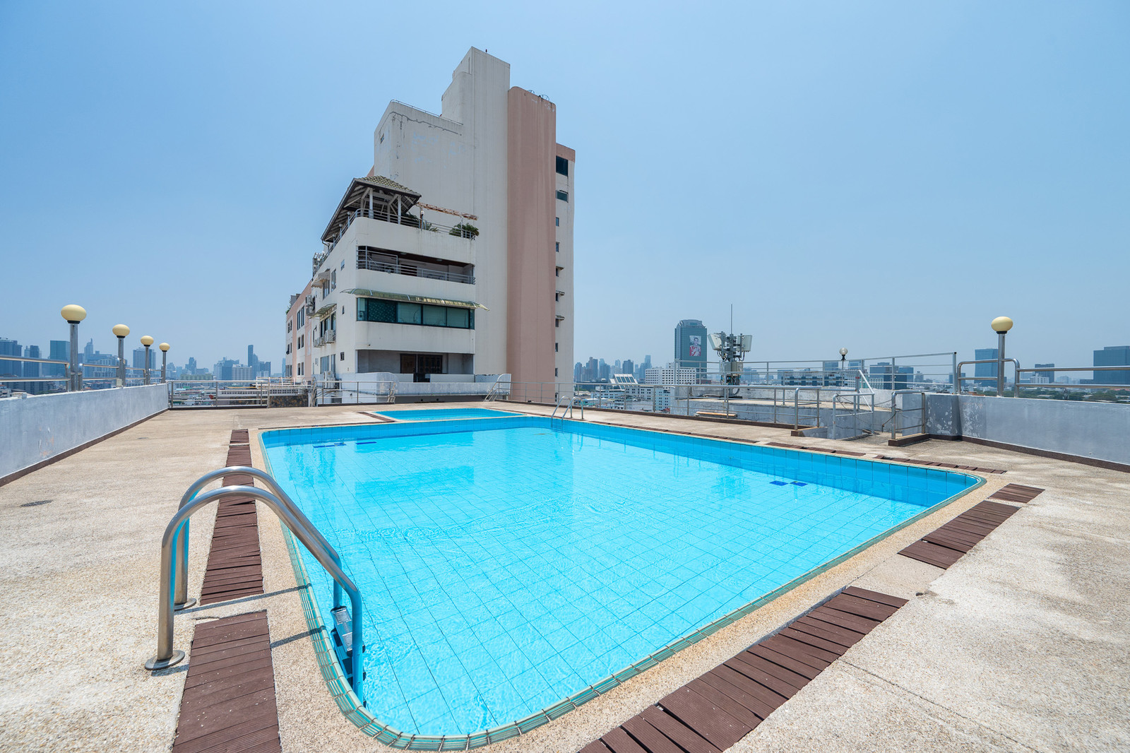 ขาย D.D. Tower ห้องใหญ่ 2 นอน ใกล้ MRT ห้วยขวาง 5 นาที – รูปที่ 4