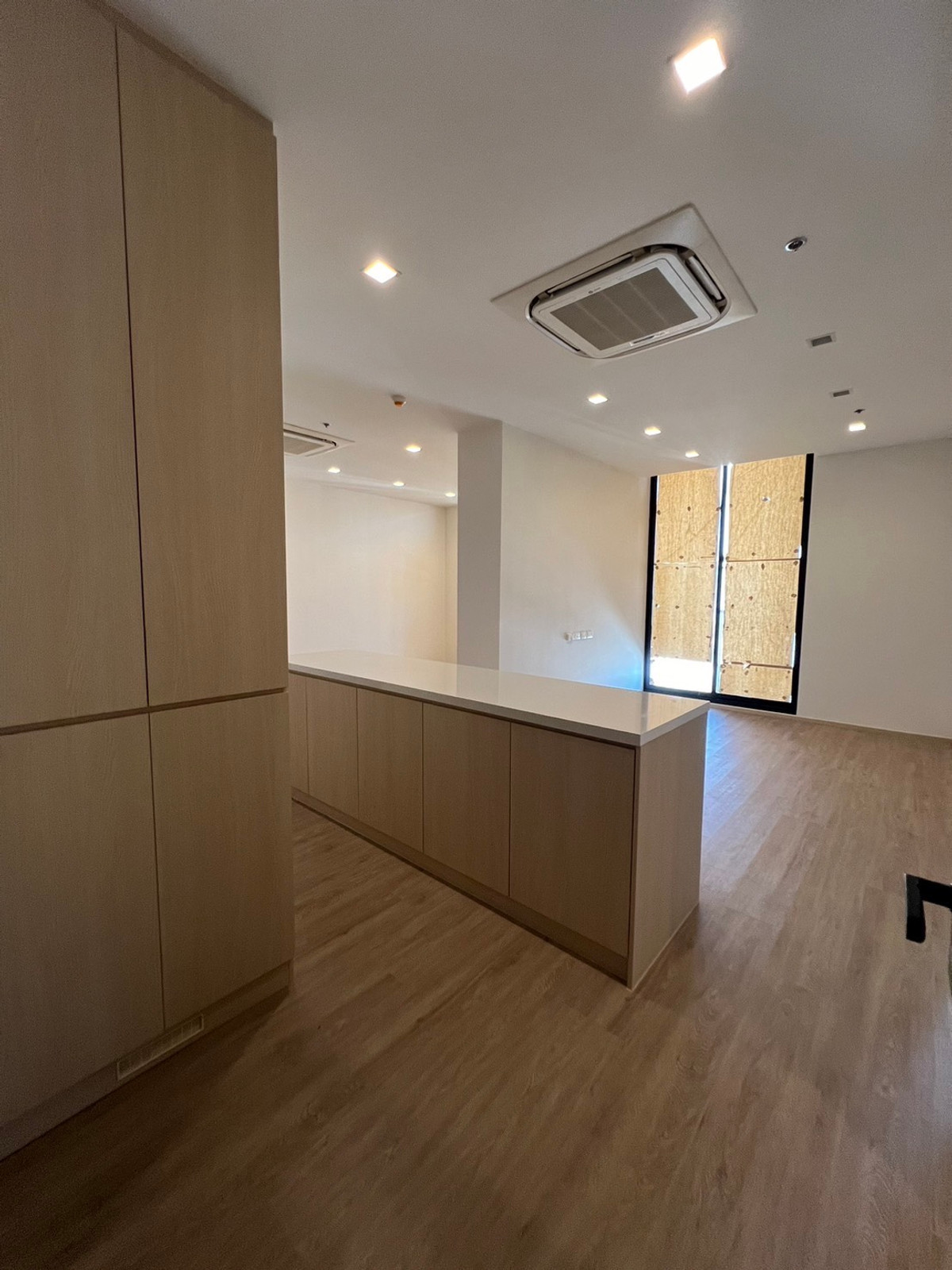 Condo for sale/rent, Noble State Sukhumvit 39, penthouse, highest floor, 2 bedrooms, 3 bathrooms. Condo for sale/rent, Noble State Sukhumvit 39, penthouse, highest floor, 2 bedrooms, 3 bathrooms.