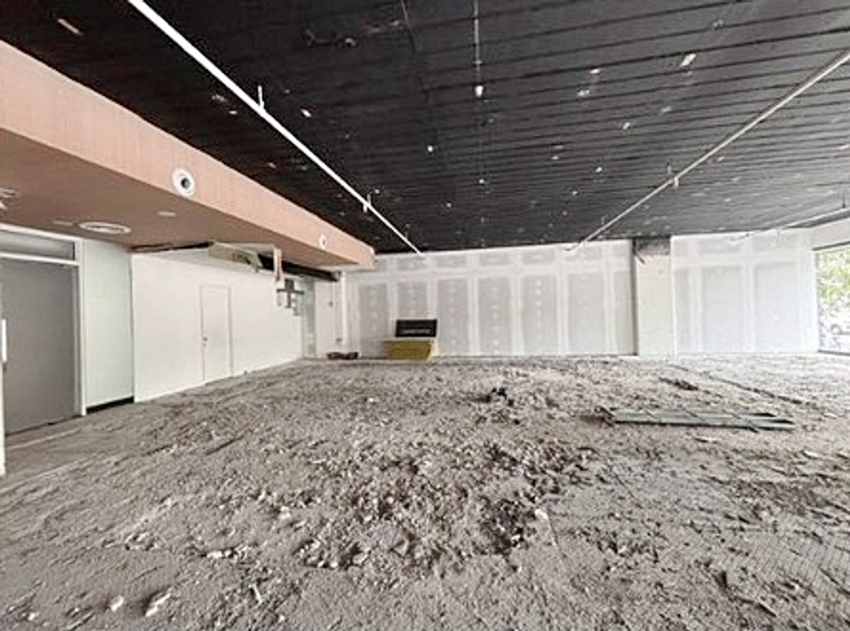 Ground Floor 100-339 sqm. Space in Silom 9 or Sathorn 10