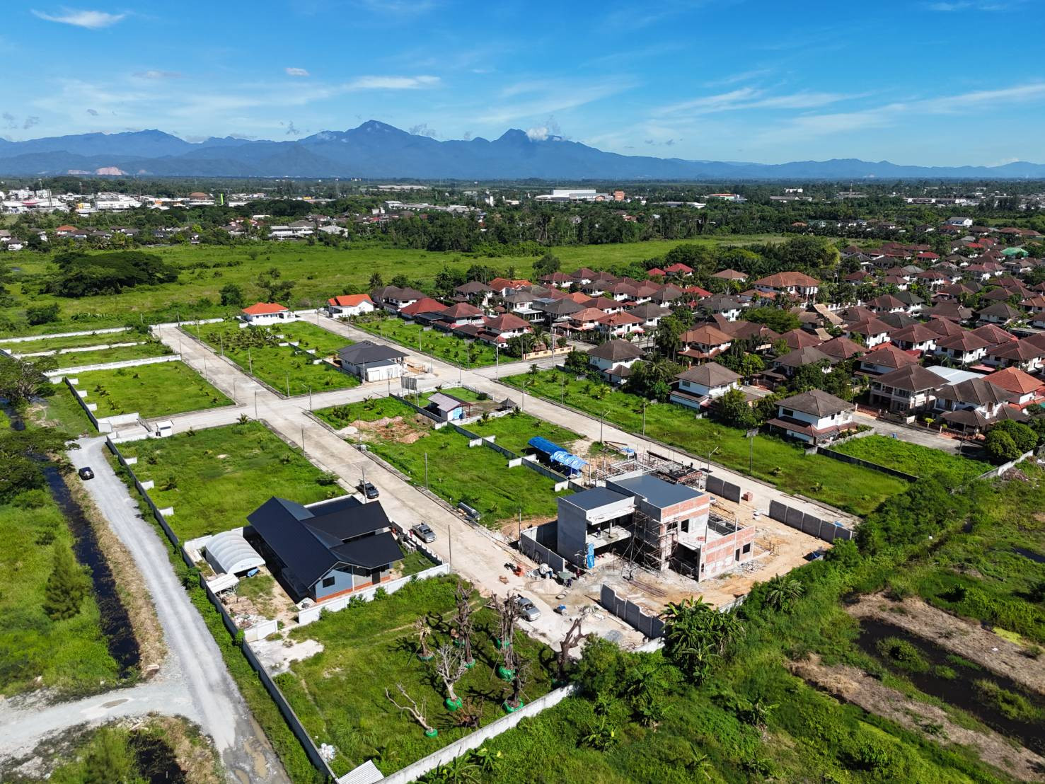 Land for building a house, 2 plots next to each other, 205 sq m, can build a large house. – รูปที่ 4
