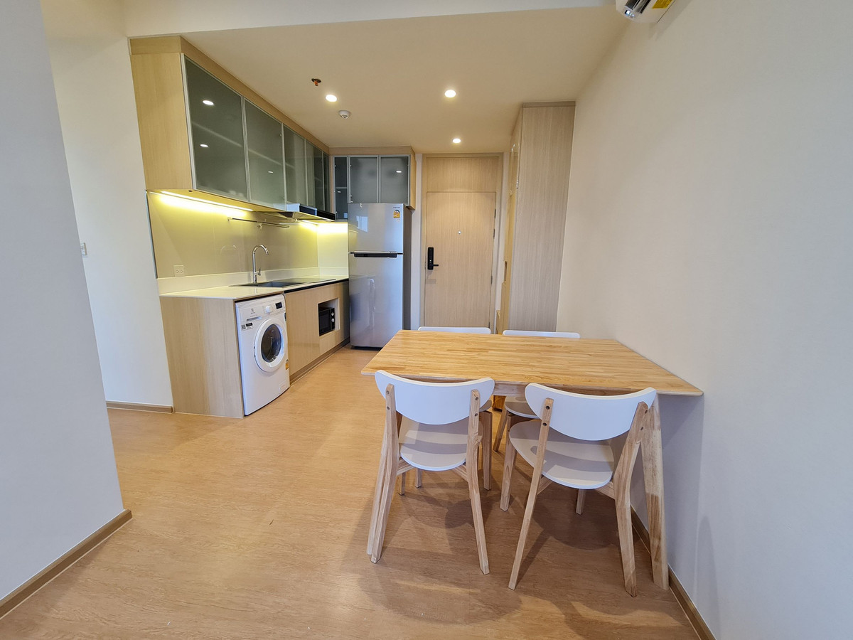 Newly Renovated for Rent 2 BEDROOM 2 BATHROOM 56 SQ.M ( UNIT FAST RENTED OUT ) Newly Renovated for Rent 2 BEDROOM 2 BATHROOM 56 SQ.M ( UNIT FAST RENTED OUT )
