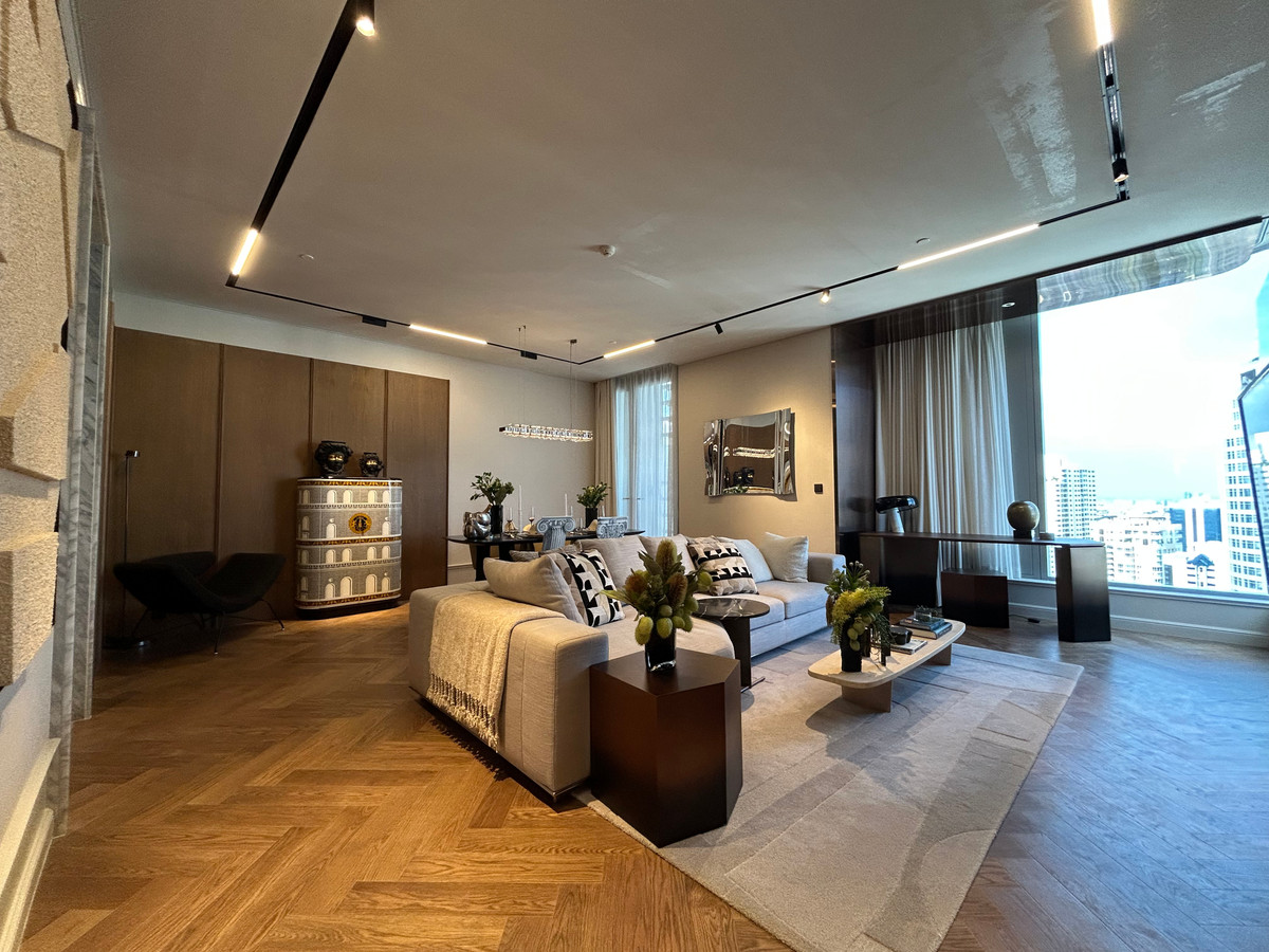 The Residences 38 offers project prices for 4 bedrooms starting from THB 105 million** The Residences 38 offers project prices for 4 bedrooms starting from THB 105 million**
