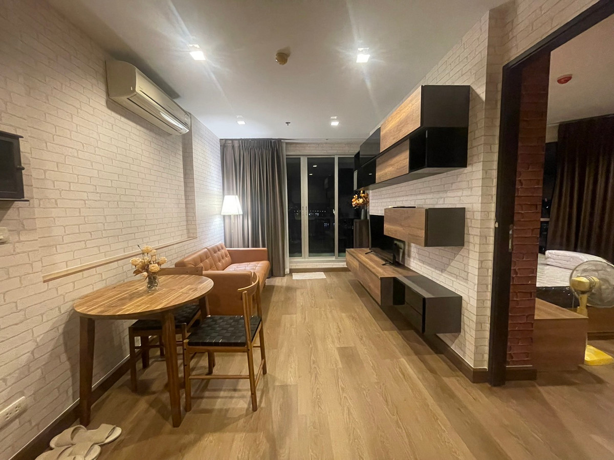 ห้องมุม วิวแม่น้ำเต็มๆ ชอบดูพลุแนะนำห้องนี้เลยครับ Rhythm sathorn ติด bts สะพานตากสิน ห้องสวยมากว่าพร้อมให้เช่า ห้องมุม วิวแม่น้ำเต็มๆ ชอบดูพลุแนะนำห้องนี้เลยครับ Rhythm sathorn ติด bts สะพานตากสิน ห้องสวยมากว่าพร้อมให้เช่า