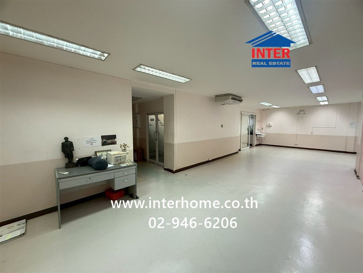 สำนักงาน 5 ชั้น ปล่อยเช่าชั้น 2 3 4 รวม 210 ตร.ม. ให้เช่าสำนักงาน ใกล้เมืองทองธานี ถนนบอนด์สตรีท ถนนเมืองทองธานี ถนนแจ้งวัฒนะ ปากเกร็ด นนทบุรี – รูปที่ 2