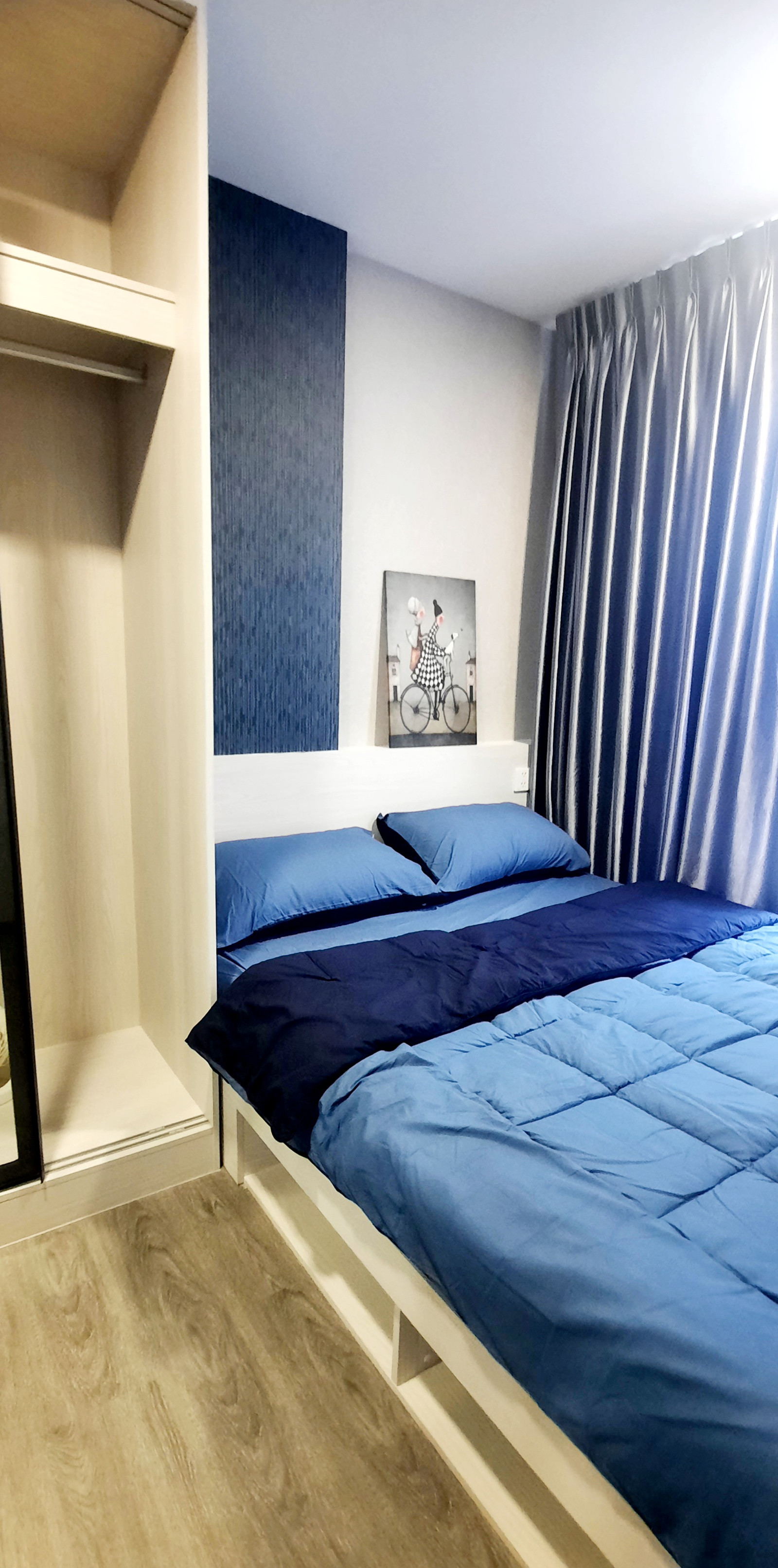 Beautiful outside view room, quiet, simple but classic, 6th floor, Building D, Cave Wonderland. New condo near Thammasat Rangsit for young people. Student
