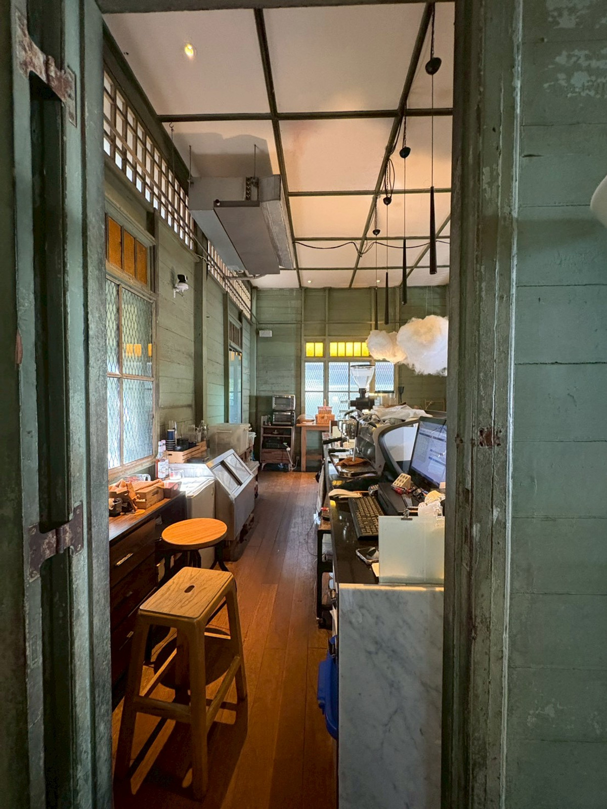 พื้นที่ให้เช่าในสาทร-เย็นอากาศ จอดรถได้ 10 คัน เหมาะทำคาแฟ่ ร้านอาหาร – รูปที่ 3