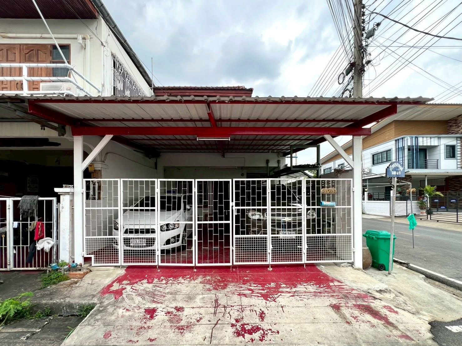 ขายทาวน์โฮม หลังมุม บ้านบัวทองแลนด์ บางบัวทอง นนทบุรี ใกล้เซ็นทรัลเวสต์เกต MRT คลองบางไผ่ Baan Buathong Land