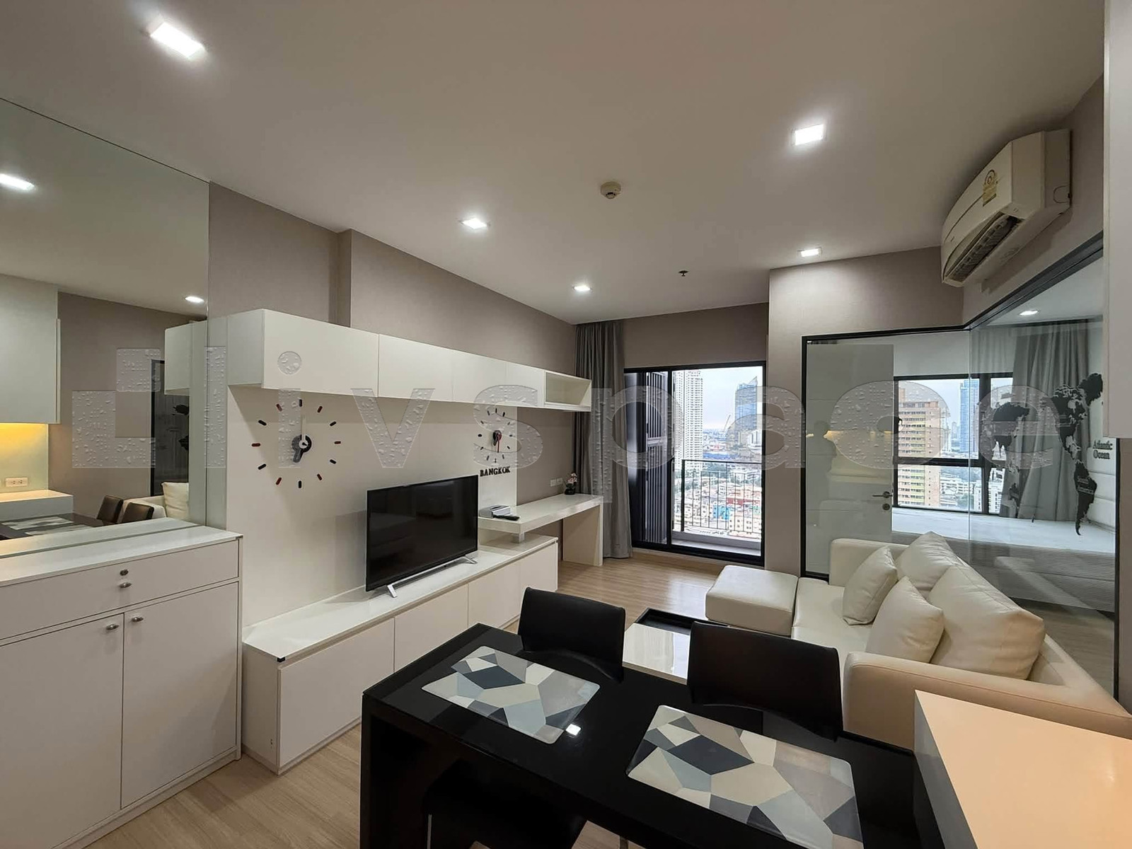 ▚ L0JCH4ツ ให้เช่า Urbano Absolute Sathorn Taksin 1Bed 38ตร.ม. 16k ห้องพึ่งว่าง ราคาดีมาก วิวสวย ใกล้ BTS กรุงธนบุรี / สาทร✨