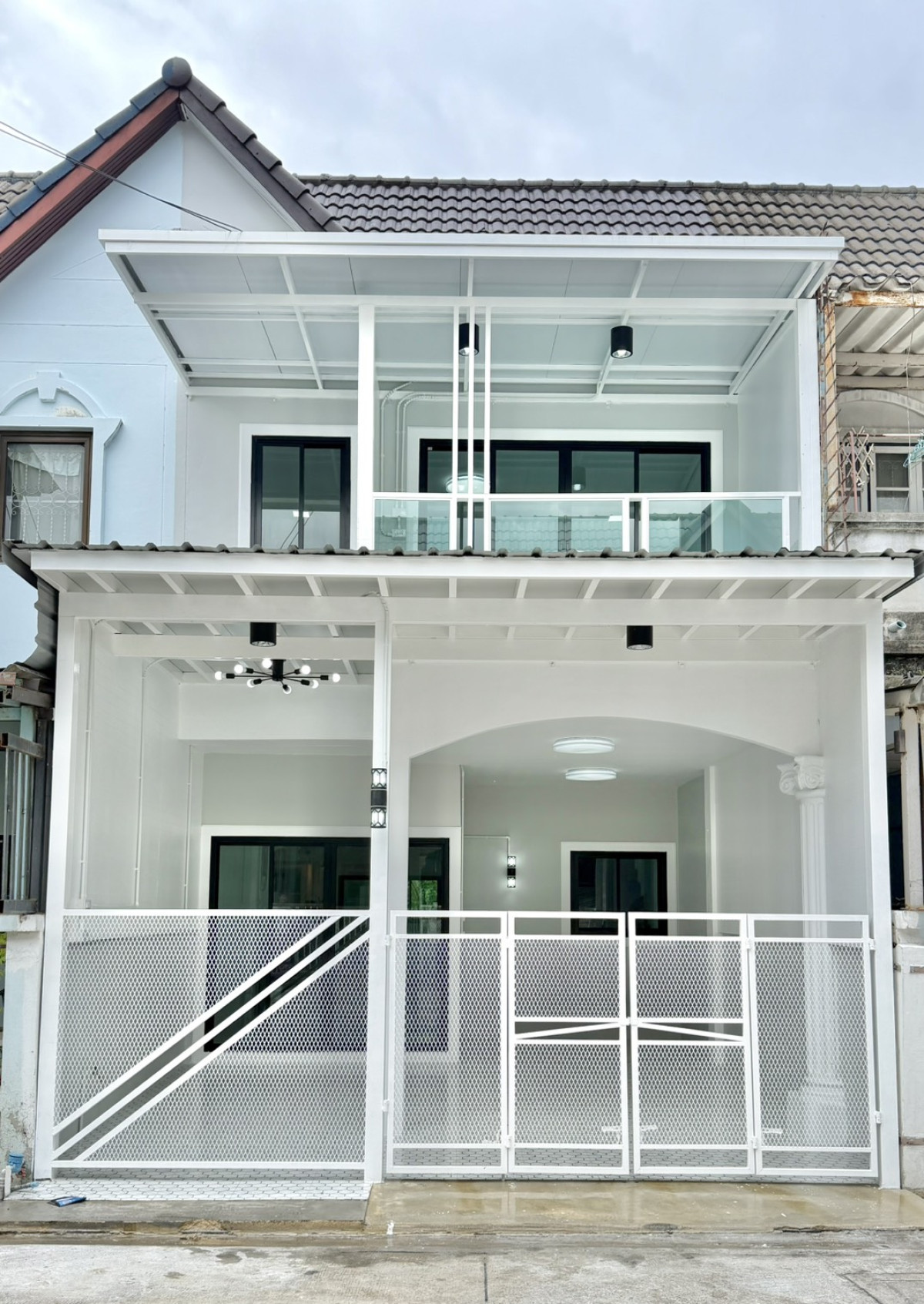 ขายทาวน์เฮ้าส์/ทาวน์โฮม บ้านธารถวิล ซอยวัดพระเงิน รีโนเวทใหม่ บางม่วง บางใหญ่ นนทบุรี CX-153433 ขายทาวน์เฮ้าส์/ทาวน์โฮม บ้านธารถวิล ซอยวัดพระเงิน รีโนเวทใหม่ บางม่วง บางใหญ่ นนทบุรี CX-153433