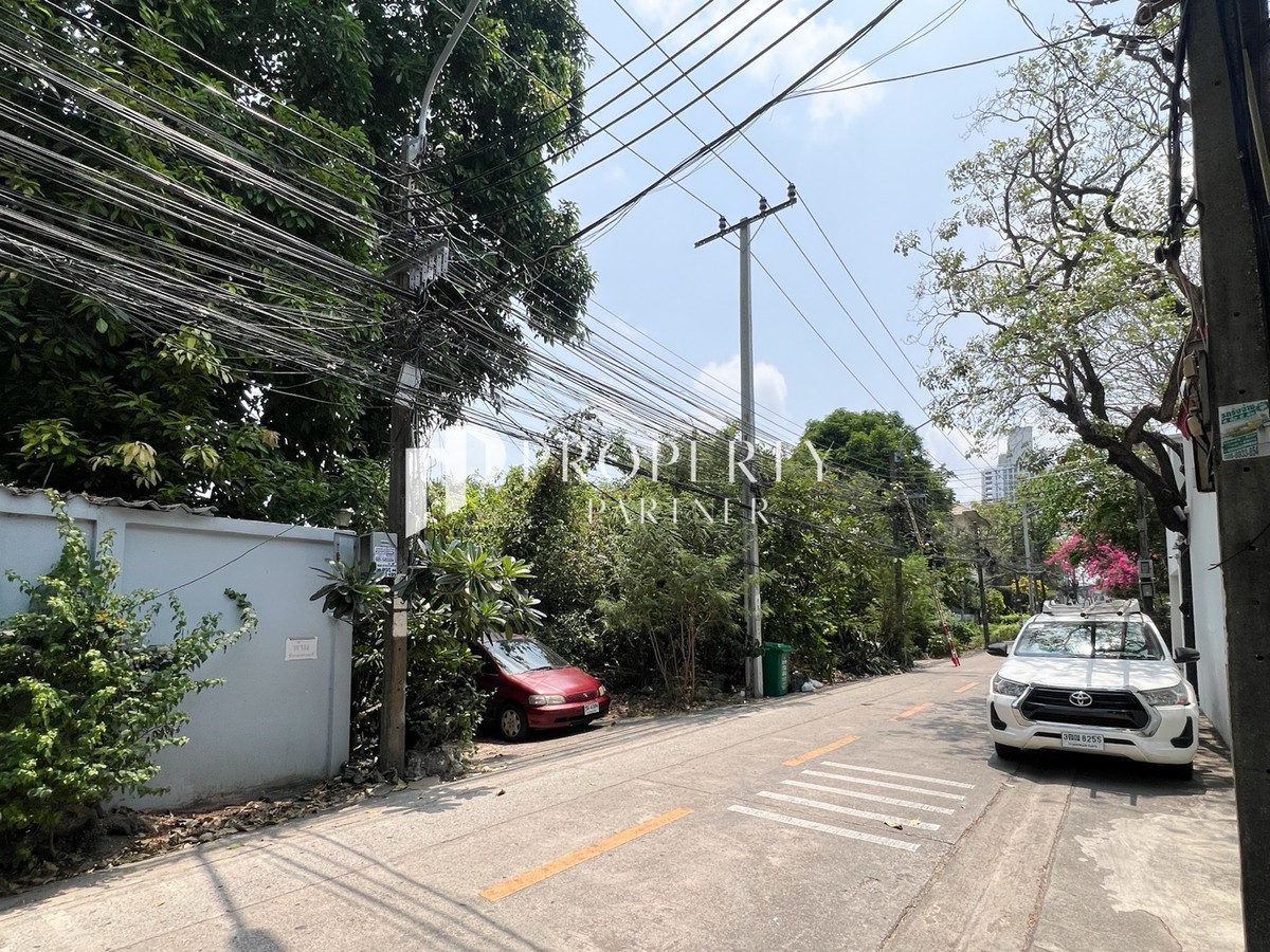Land for sale in the middle of the city Ekkamai–Thonglor Soi Sukhumvit 40–42 (Soi Samanchan) – รูปที่ 2