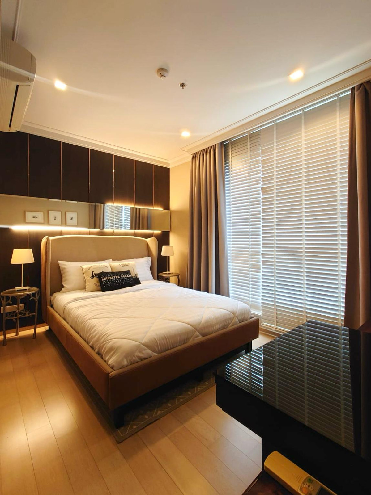 ขายคอนโด HQ Thonglor ราคา 11,880,000 บาท [MKsr260401]