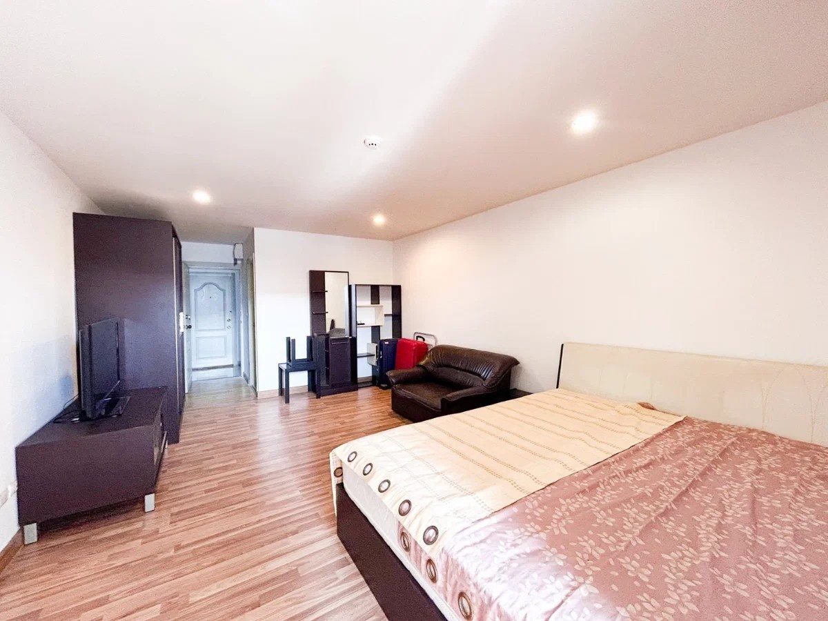 (รหัส SM1858) ขายคอนโด โครงการ Regent Home 9 Sukhumvit 64 : รีเจ้นท์ โฮม 9 สุขุมวิท 64 // คอนโดสุขุมวิท ราคาล้านต้นๆ ห้องใหญ่ ใกล้บีทีเอส – รูปที่ 3