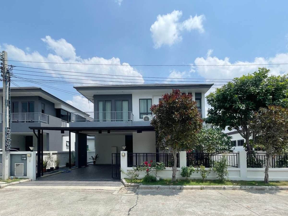 🏡🕊️ ขายด่วน บ้านเดี่ยวโครงการ ซื่อตรง พรีเมี่ยม บางบัวทอง 340 บ้านแต่งสวยพร้อมอยู่ เหมือนหลุดมาจาก Pinterest ✨🪴 ทำเลดีติดถนนใหญ่ ในสังคมคุณภาพ 