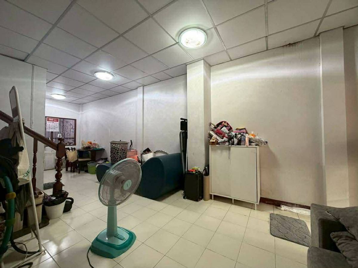 ขายบ้าน ทาวน์เฮ้าส์ พร้อมอยู่ หมู่บ้านศิริวรรณ บางบัวทอง – รูปที่ 4