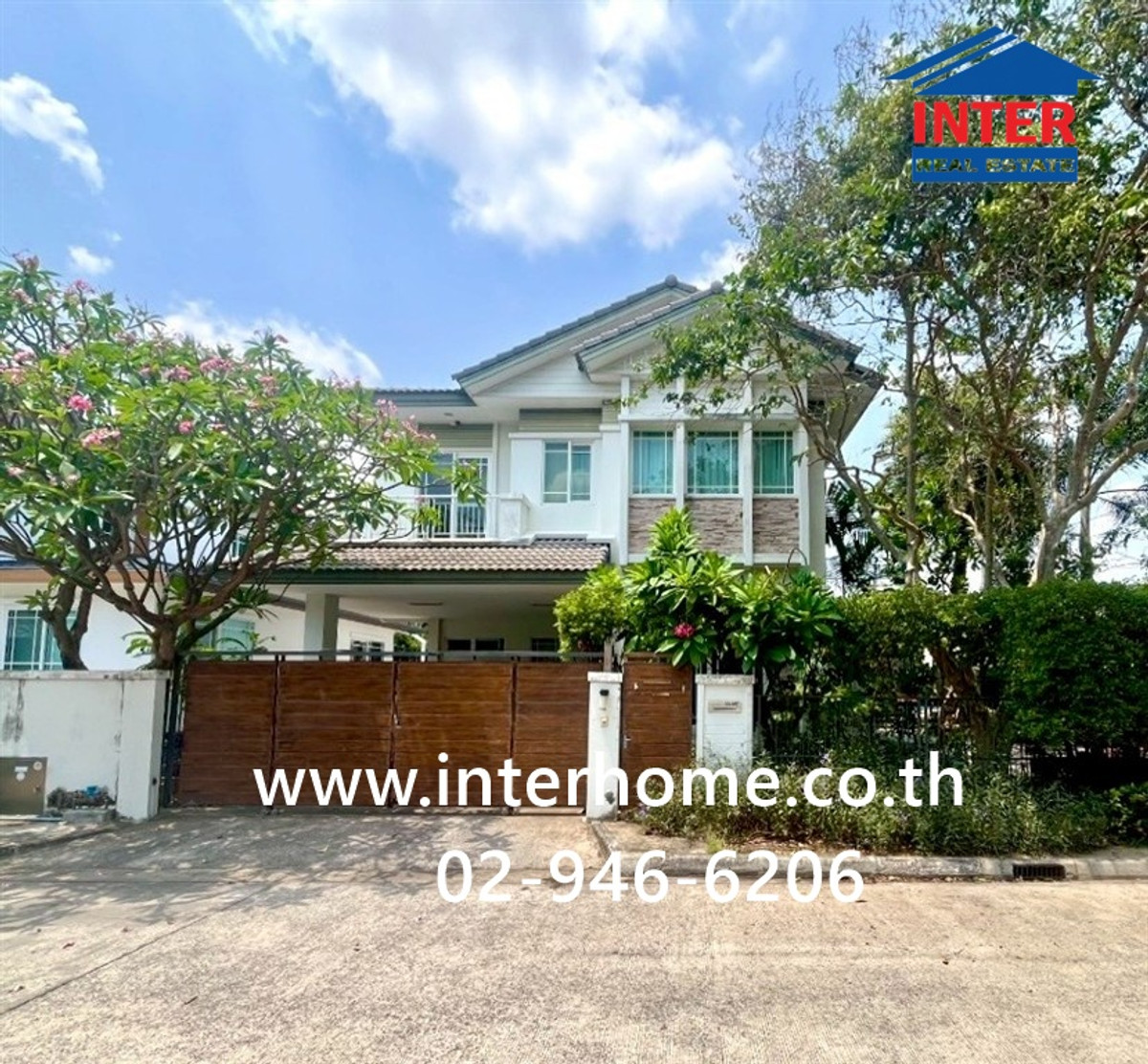 บ้านเดี่ยว 2 ชั้น 70.8 ตร.ว. หมู่บ้านมัณฑนา พระราม9 – ศรีนครินทร์ อยู่ในซอยกรุงเทพกรีฑา7 ถนนกรุงเทพกรีฑา ถนนศรีนครินทร์ เขตบางกะปิ กรุงเทพมหานคร บ้านเดี่ยว 2 ชั้น 70.8 ตร.ว. หมู่บ้านมัณฑนา พระราม9 – ศรีนครินทร์ อยู่ในซอยกรุงเทพกรีฑา7 ถนนกรุงเทพกรีฑา ถนนศรีนครินทร์ เขตบางกะปิ กรุงเทพมหานคร