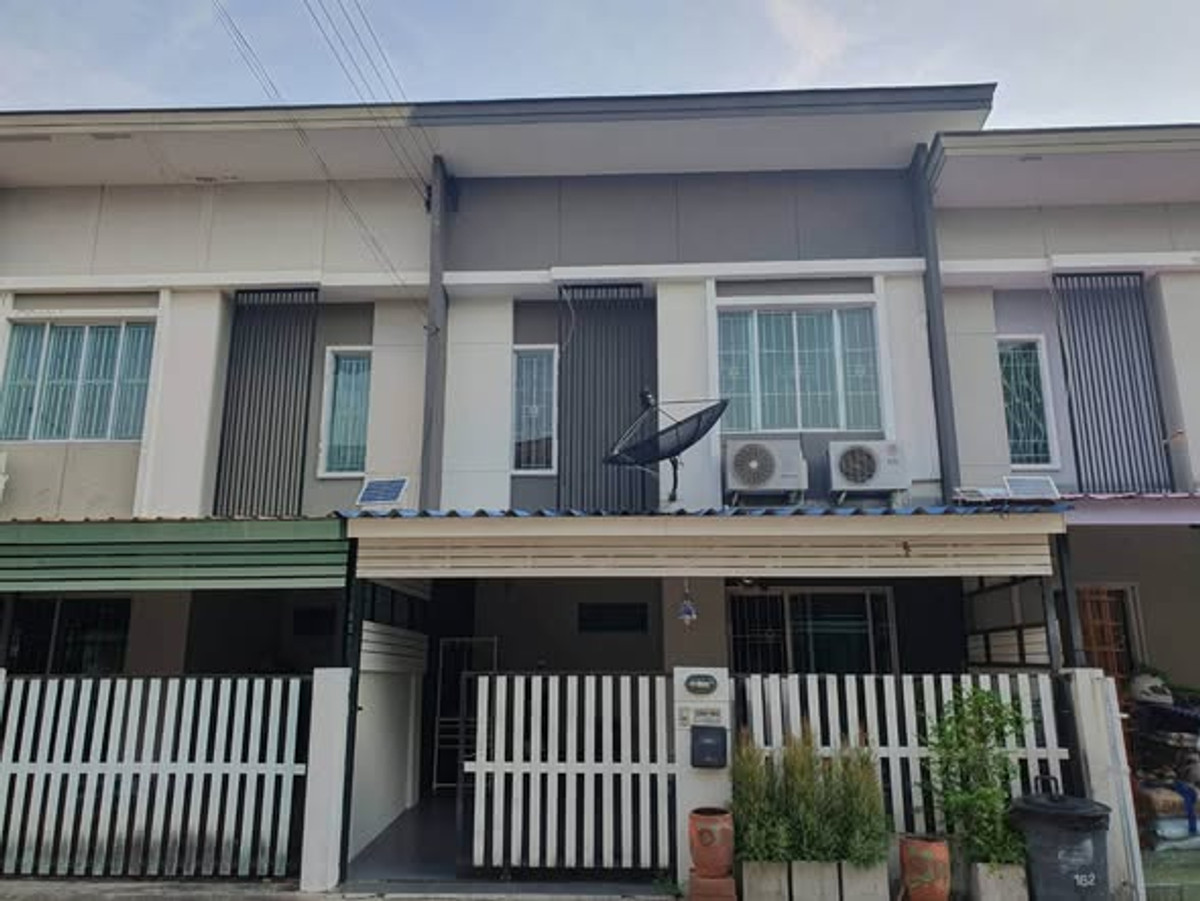 🔥 Townhome for Sale | Fully Furnished | Ready to Move In | Convenient Ramintra–Wongwaen Location