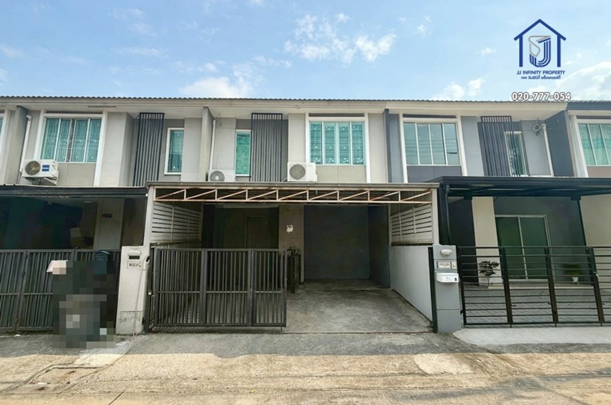 2-story townhouse for sale, Pruksa Ville 79, Soi Workpoint. Rangsit-Pathum Thani Road, near the BTS, Si Rat Expressway.