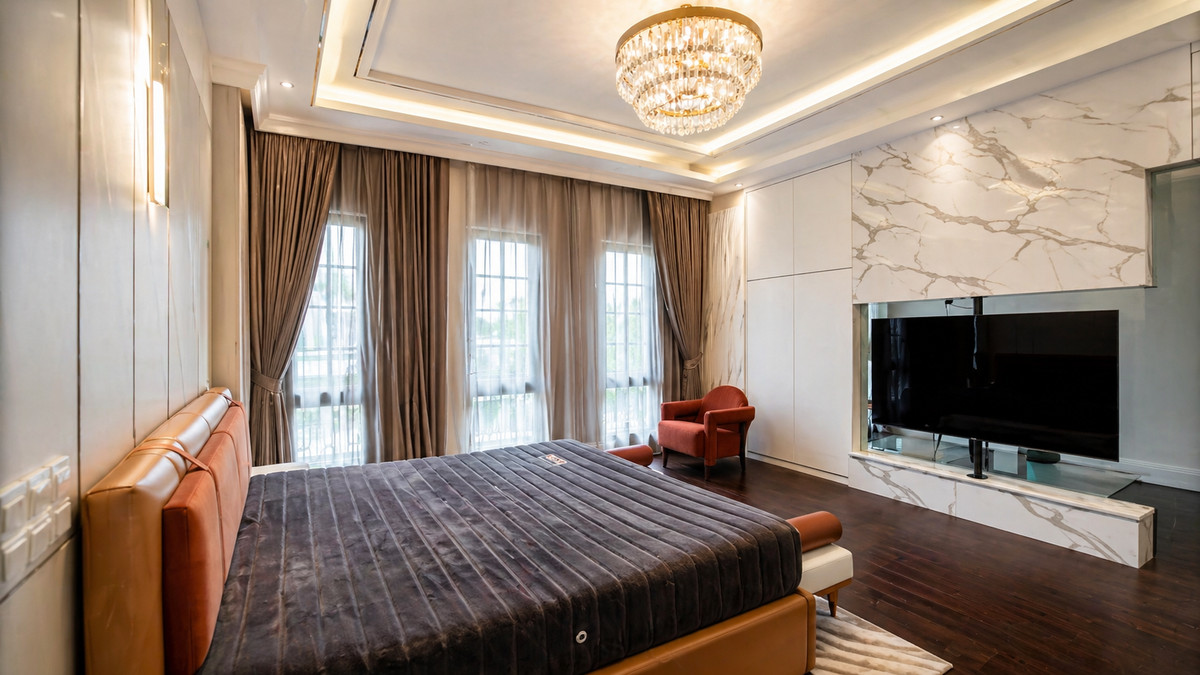 ♦ Super Luxury ♦ 2-Storey Single House 4 Bedrooms 6 Bathrooms | 163.50 sq.w. 500.00 sq.m. | Near Hua Mak Station 9 mins, Triam Udom Suksa Pattanakarn School 10 mins, Samitivej Hospital 14 mins ♦ Super Luxury ♦ 2-Storey Single House 4 Bedrooms 6 Bathrooms | 163.50 sq.w. 500.00 sq.m. | Near Hua Mak Station 9 mins, Triam Udom Suksa Pattanakarn School 10 mins, Samitivej Hospital 14 mins