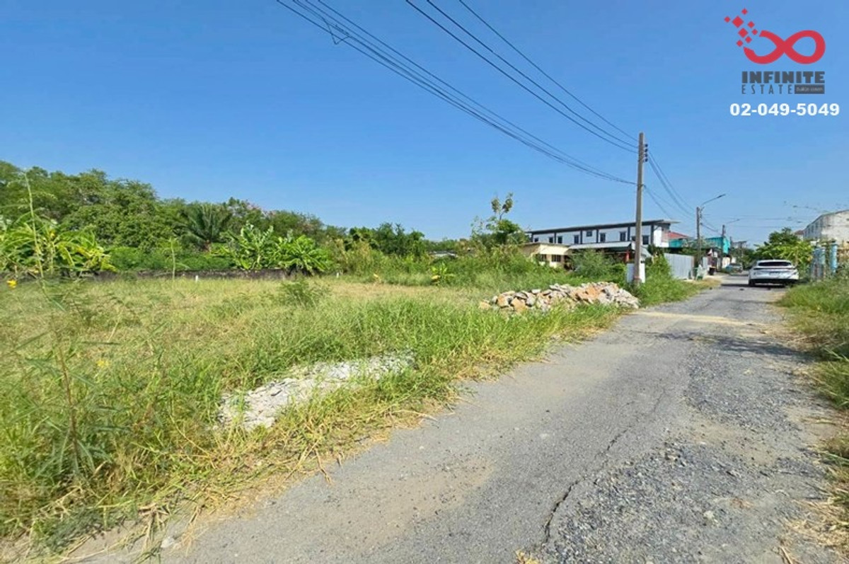 Land for sale, 114 sq m, Lat Phrao 101, Soi 42, Bang Kapi, near the BTS. Land for sale, 114 sq m, Lat Phrao 101, Soi 42, Bang Kapi, near the BTS.