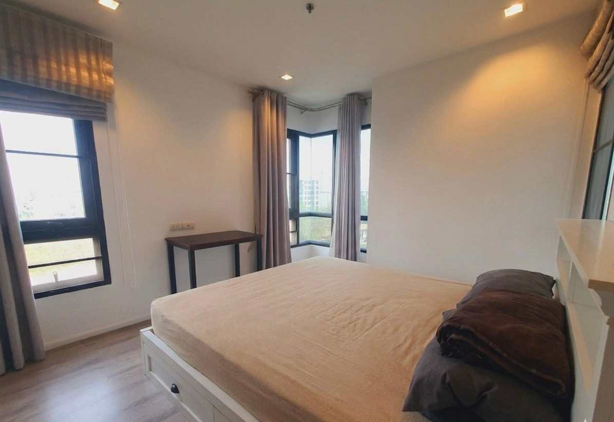 2 bedrooms, corner room, good view, very private, size 51 sq m, 7th floor, complete functions, ready to move in.