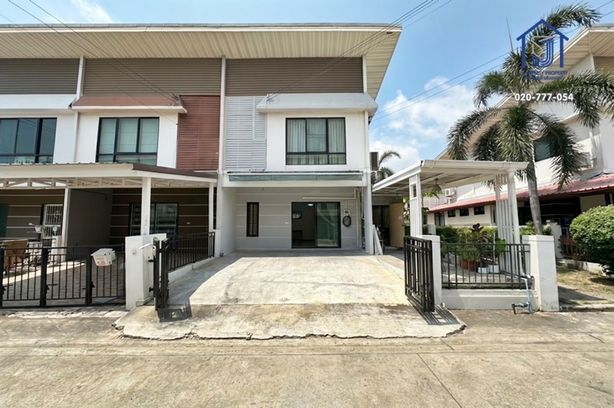 2-story townhome for sale, Modi Villa Village, Lat Krabang-Suvarnabhumi. “Behind the corner“ Luang Phaeng Road, near the airport & motorway 2-story townhome for sale, Modi Villa Village, Lat Krabang-Suvarnabhumi. “Behind the corner“ Luang Phaeng Road, near the airport & motorway