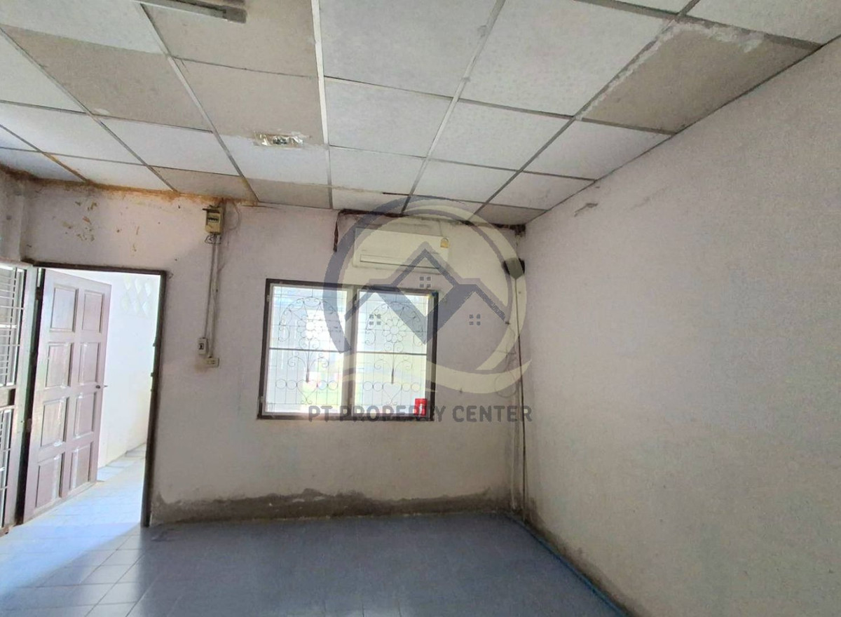 1-story townhouse, Soi Peer Non (Soi Thahan 4), Lam Luk Ka - Khlong 2, Pathum Thani - Special price, sold according to condition, location near the BTS, convenient travel. – รูปที่ 3
