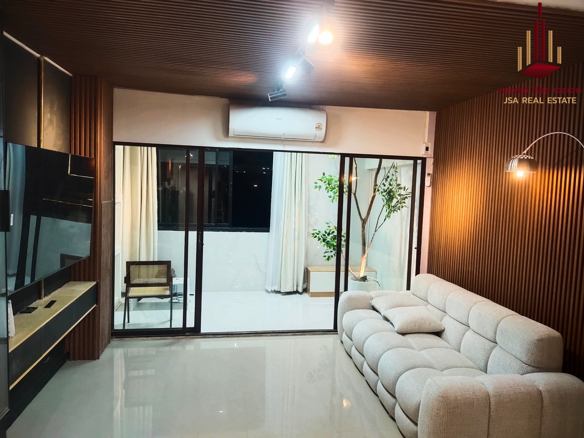 ✨ For Sale: Srivara Mansion 1 Condo ✨  💰 Only 4,500,000  THB