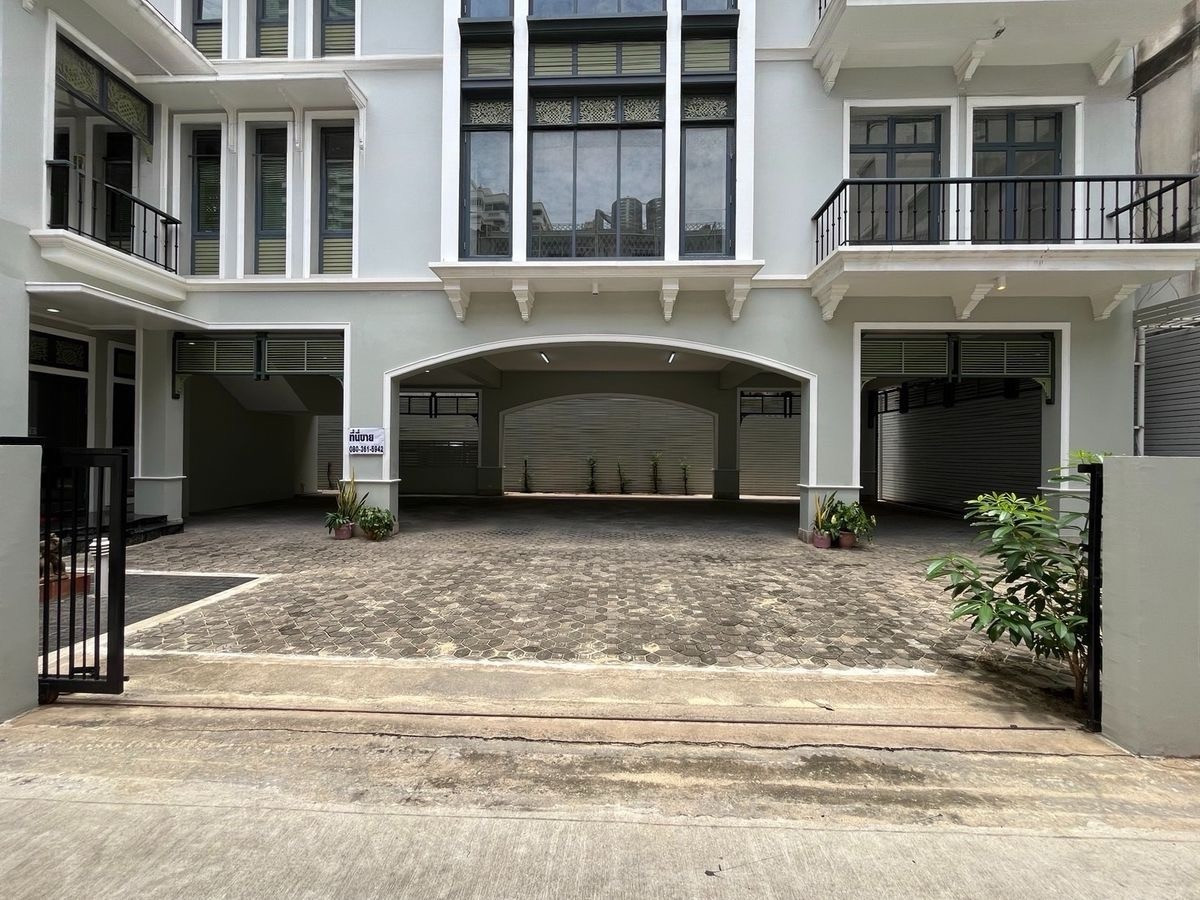 Office building for sale Heart of Sukhumvit (Asoke) – รูปที่ 2