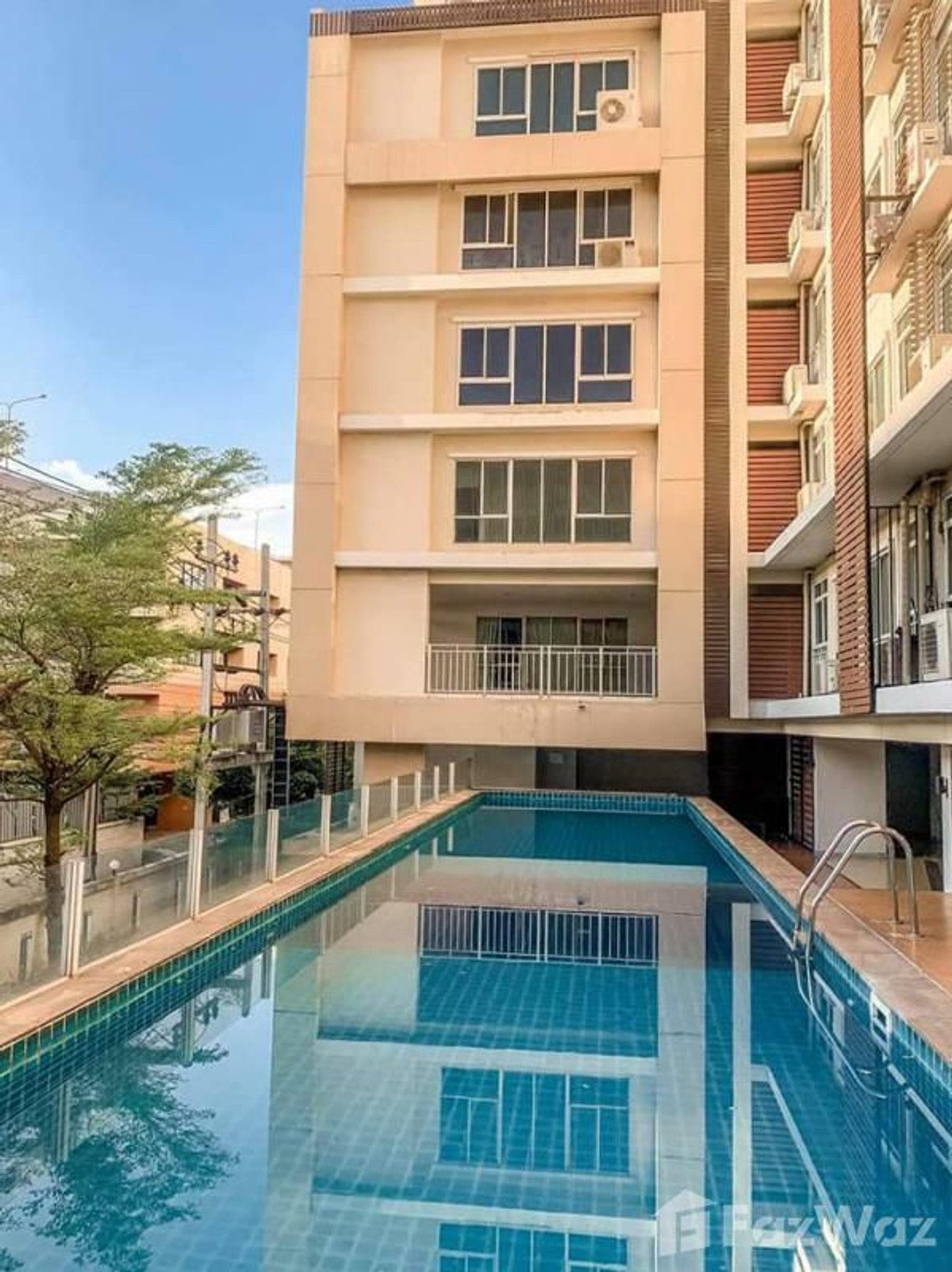 (รหัส SM1858) ขายคอนโด โครงการ Regent Home 9 Sukhumvit 64 : รีเจ้นท์ โฮม 9 สุขุมวิท 64 // คอนโดสุขุมวิท ราคาล้านต้นๆ ห้องใหญ่ ใกล้บีทีเอส – รูปที่ 2