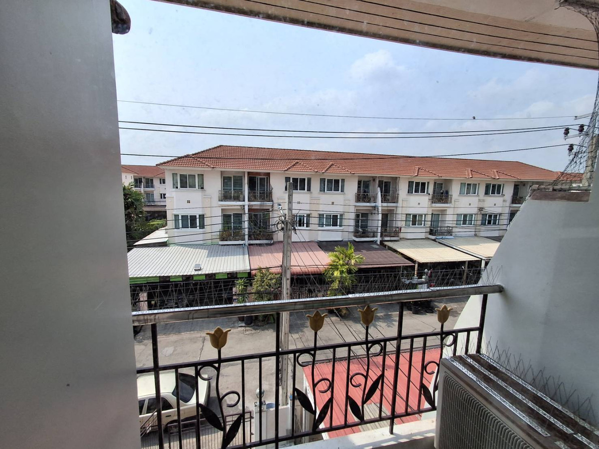For rent, 3-story townhome, Supalai Ville Laksi-Don Mueang (corner house), 3 bedrooms, 3 bathrooms, 2 parking spaces, 25,000/month, ready to move in. – รูปที่ 3