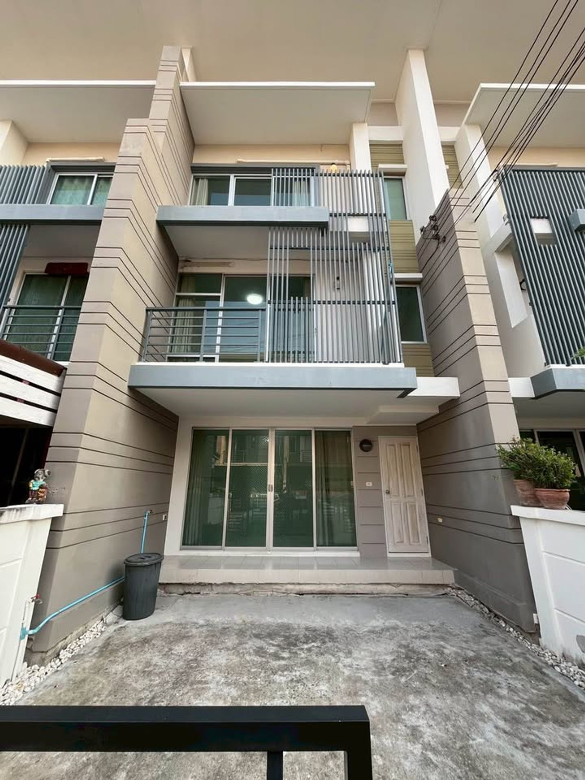 🏠 ขายด่วนมาก! ราคาต่ำกว่าทุน ทาวน์ พลัส ประชาอุทิศ 90 Town Plus Prachauthit 90 📍 ทำเลดีมาก ติดบิ๊กซีประชาอุทิศ 🏠 ขายด่วนมาก! ราคาต่ำกว่าทุน ทาวน์ พลัส ประชาอุทิศ 90 Town Plus Prachauthit 90 📍 ทำเลดีมาก ติดบิ๊กซีประชาอุทิศ