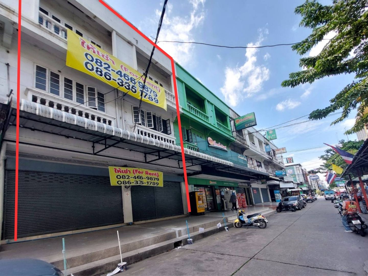 Commercial building, 3 and a half floors, 2 units, Thaninthorn Village, Don Mueang area, building next to the main road. Vibhavadi Rangsit 35 is suitable for stocking products, clinics or tutoring centers. In the Thaninthorn Village community near Don Mue Commercial building, 3 and a half floors, 2 units, Thaninthorn Village, Don Mueang area, building next to the main road. Vibhavadi Rangsit 35 is suitable for stocking products, clinics or tutoring centers. In the Thaninthorn Village community near Don Mue