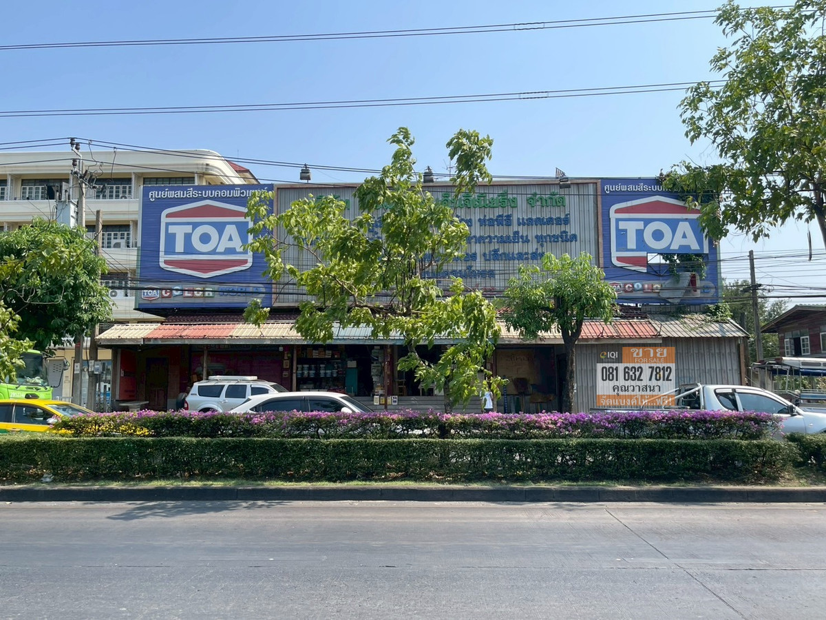 Commercial building for sale, 2 floors, 4 units, next to the main road, Soi Sukhumvit 77, On Nut, potential location near MRT Srinuch. – รูปที่ 4