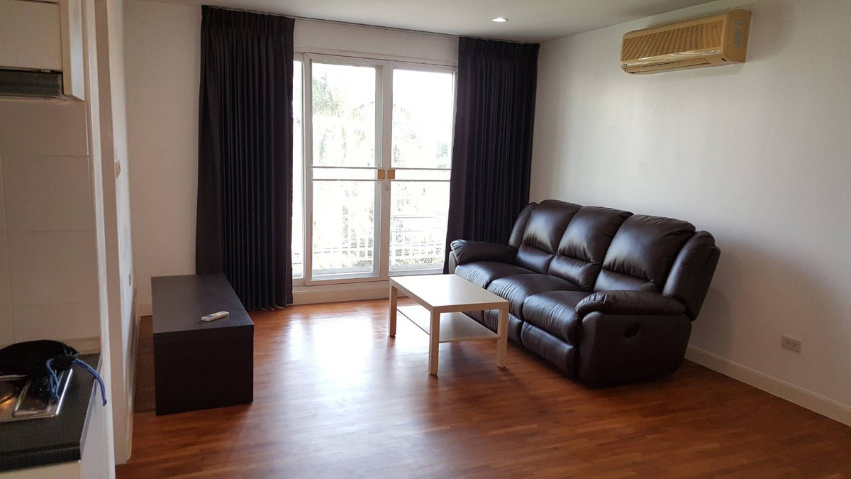 Condo for sale, Baan Siri Sathorn, 1 bedroom, large room in Yen Akard. near One Bangkok MRT, Lumpini, Khlong Toei. Condo for sale, Baan Siri Sathorn, 1 bedroom, large room in Yen Akard. near One Bangkok MRT, Lumpini, Khlong Toei.
