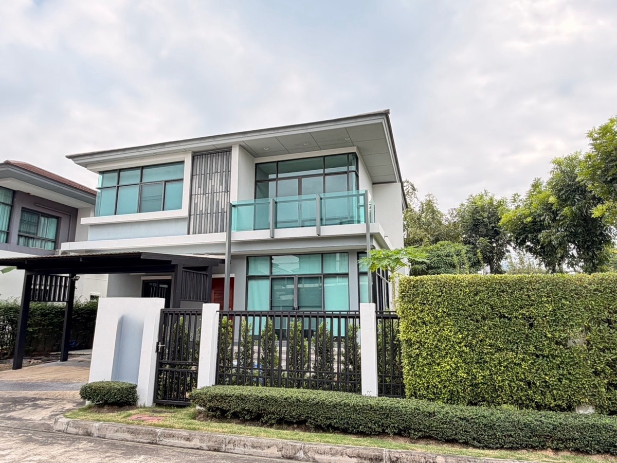 4 Bedroom House for Sale Setthasiri Chaengwattana Prachachuen Corner House Near Si Saman Expressway Near MRT Si Rat Near Muang Thong Thani Ready to Move In