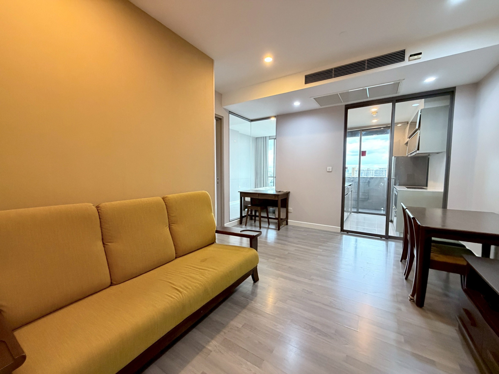For rent The room rama4 The Room Rama 4 1 bedroom 1 bathroom (large size) For rent The room rama4 The Room Rama 4 1 bedroom 1 bathroom (large size)