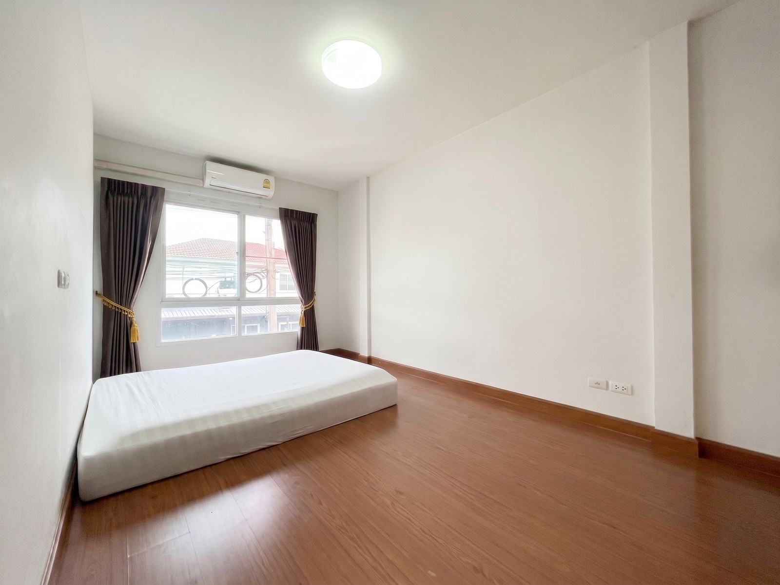 2-story townhome for sale, good price, only 1.49 million, Wongwaen-Lam Luk Ka, Khlong 4 – รูปที่ 4