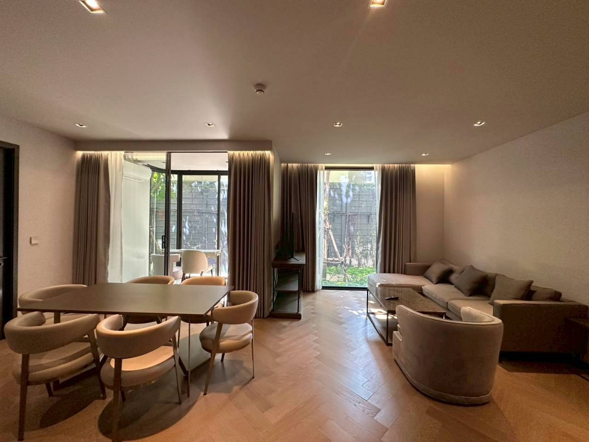 Condo for rent: The Reserve 61 Hideaway (101 sq m.), low rise luxury condo in the heart of the city. Condo for rent: The Reserve 61 Hideaway (101 sq m.), low rise luxury condo in the heart of the city.