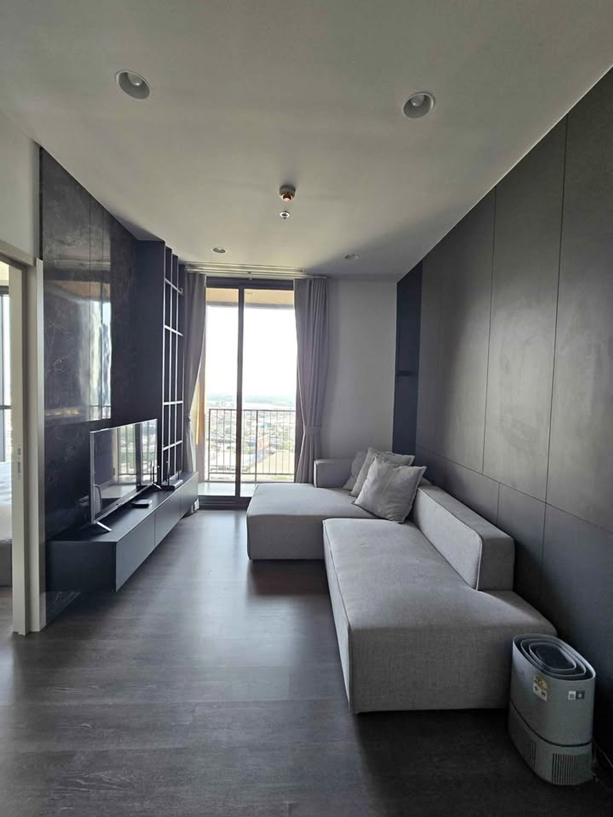 ขายคอนโด OKA HAUS Sukhumvit 36 ราคา 6,890,000 บาท [NCs260312]