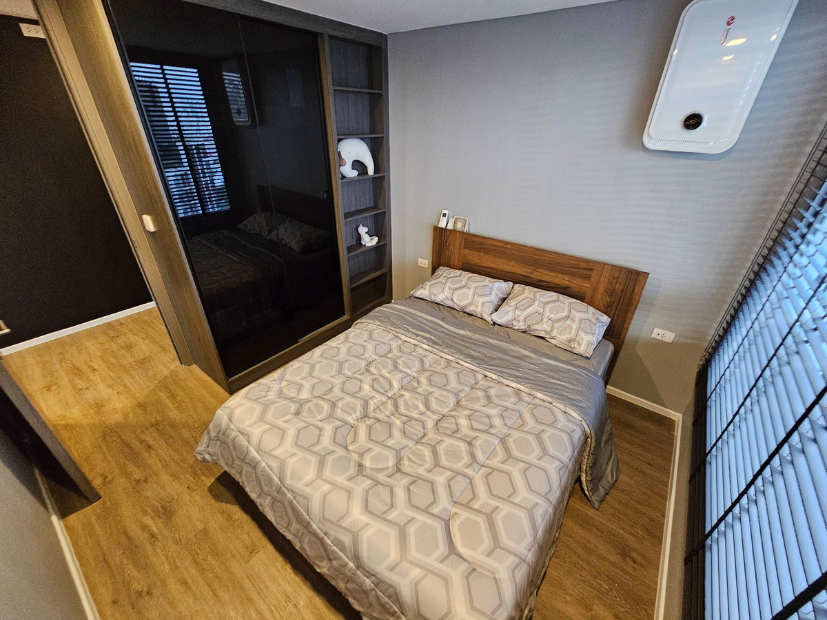 🔥 Urgent sale, luxury condo Landmark @MRTA Station (Siamese Rama 9) Landmark @MRTA Station ✅ Duplex room, high floor, open view, next to MRT MRTA station. 🔥 Urgent sale, luxury condo Landmark @MRTA Station (Siamese Rama 9) Landmark @MRTA Station ✅ Duplex room, high floor, open view, next to MRT MRTA station.