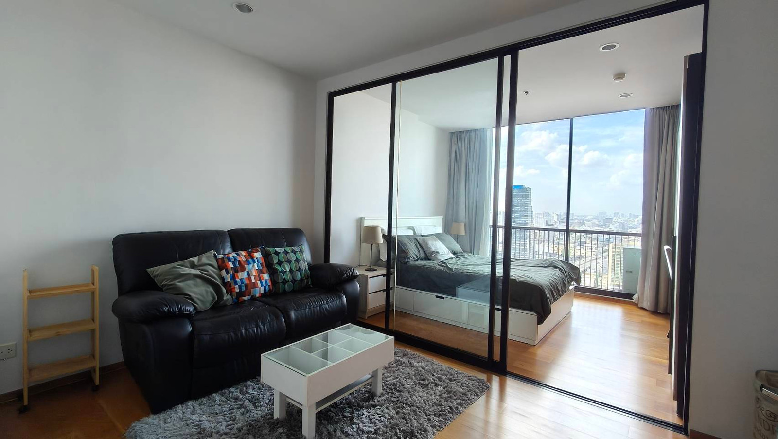 Noble Revo Silom (66 sq m, 2 bedrooms, 2 bathrooms, 12A floor) walk only 200 m. to BTS Surasak. Noble Revo Silom (66 sq m, 2 bedrooms, 2 bathrooms, 12A floor) walk only 200 m. to BTS Surasak.