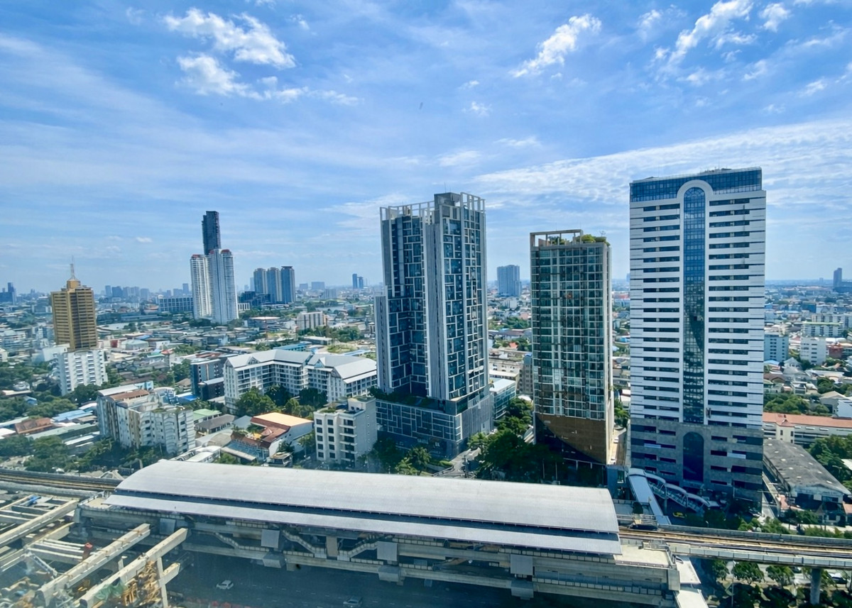 ขายคอนโดมิเนียม Hive Sathorn พร้อมอยู่ ห้องมุม วิวเมือง โล่ง มองเห็นแม่น้ำเจ้าพระยา For Sale: Hive Sathorn Corner Unit, River & City View ขายคอนโดมิเนียม Hive Sathorn พร้อมอยู่ ห้องมุม วิวเมือง โล่ง มองเห็นแม่น้ำเจ้าพระยา For Sale: Hive Sathorn Corner Unit, River & City View