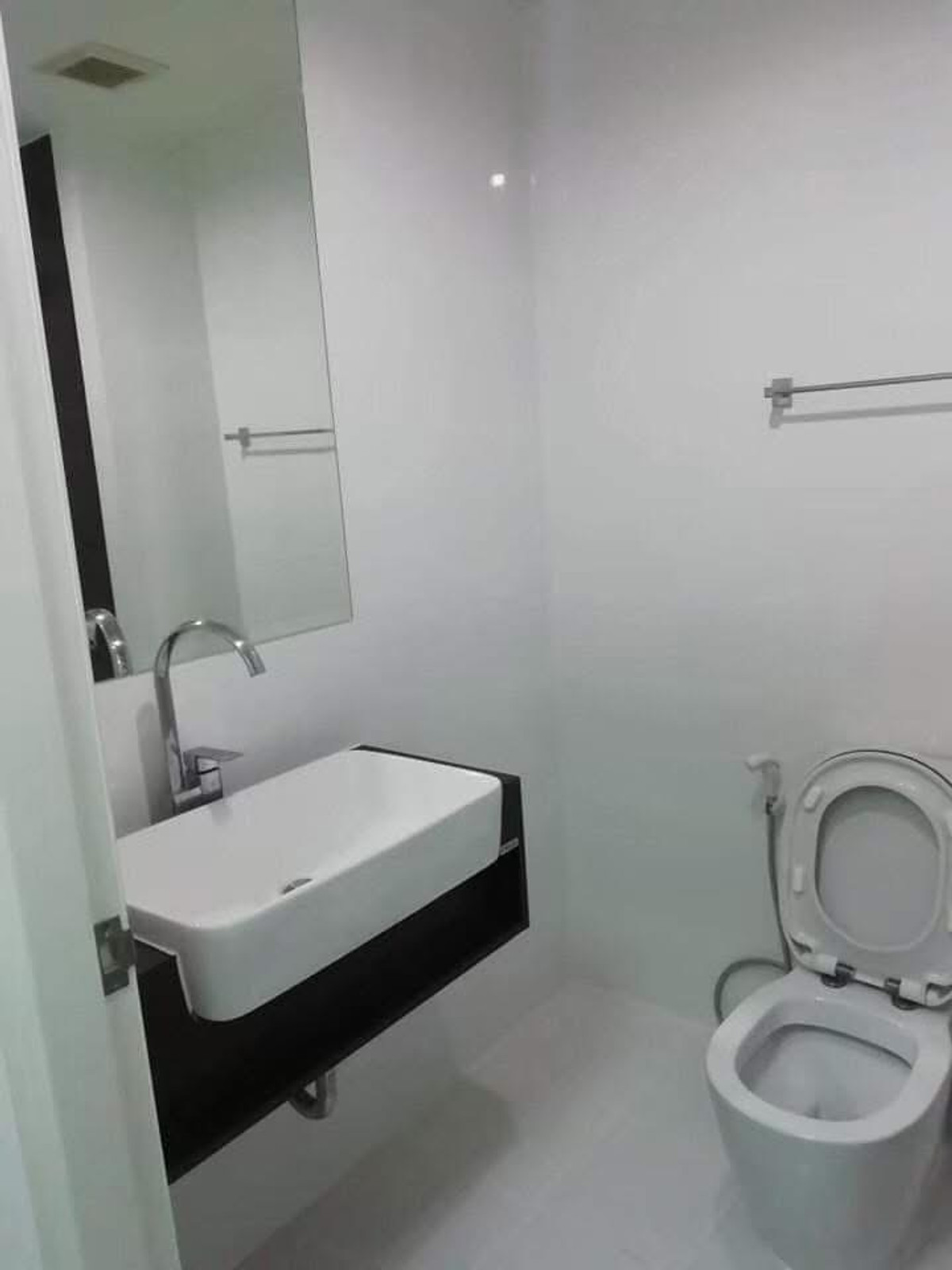 ห้องสวยวิวดี ฝั่งสระว่ายน้ำ คอนโด⭐  A Space Me Sukhumvit 77 (เอ สเปซ มี สุขุมวิท 77) – รูปที่ 4