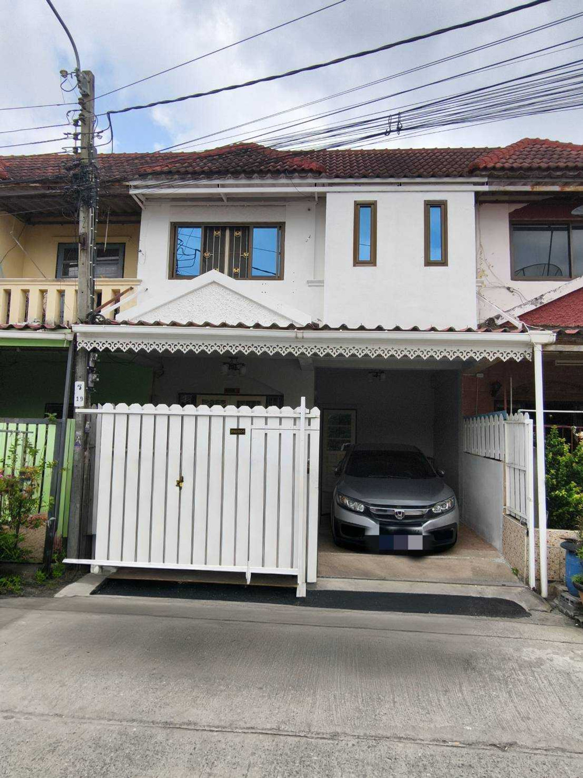 ขายทาวน์เฮาส์ 2 ชั้น หมู่บ้าน วิเศษสุขนคร ถนน ประชาอุทิศ 96 ตร.ม. ขายทาวน์เฮาส์ 2 ชั้น หมู่บ้าน วิเศษสุขนคร ถนน ประชาอุทิศ 96 ตร.ม.