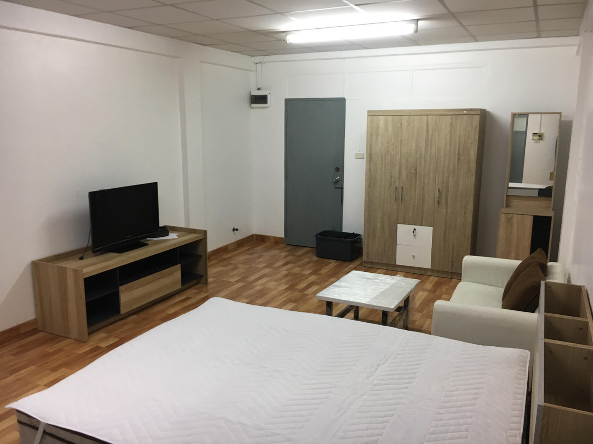  selling condo next to Central Chaengwattana, Panyapiwat Central Cheangwattana