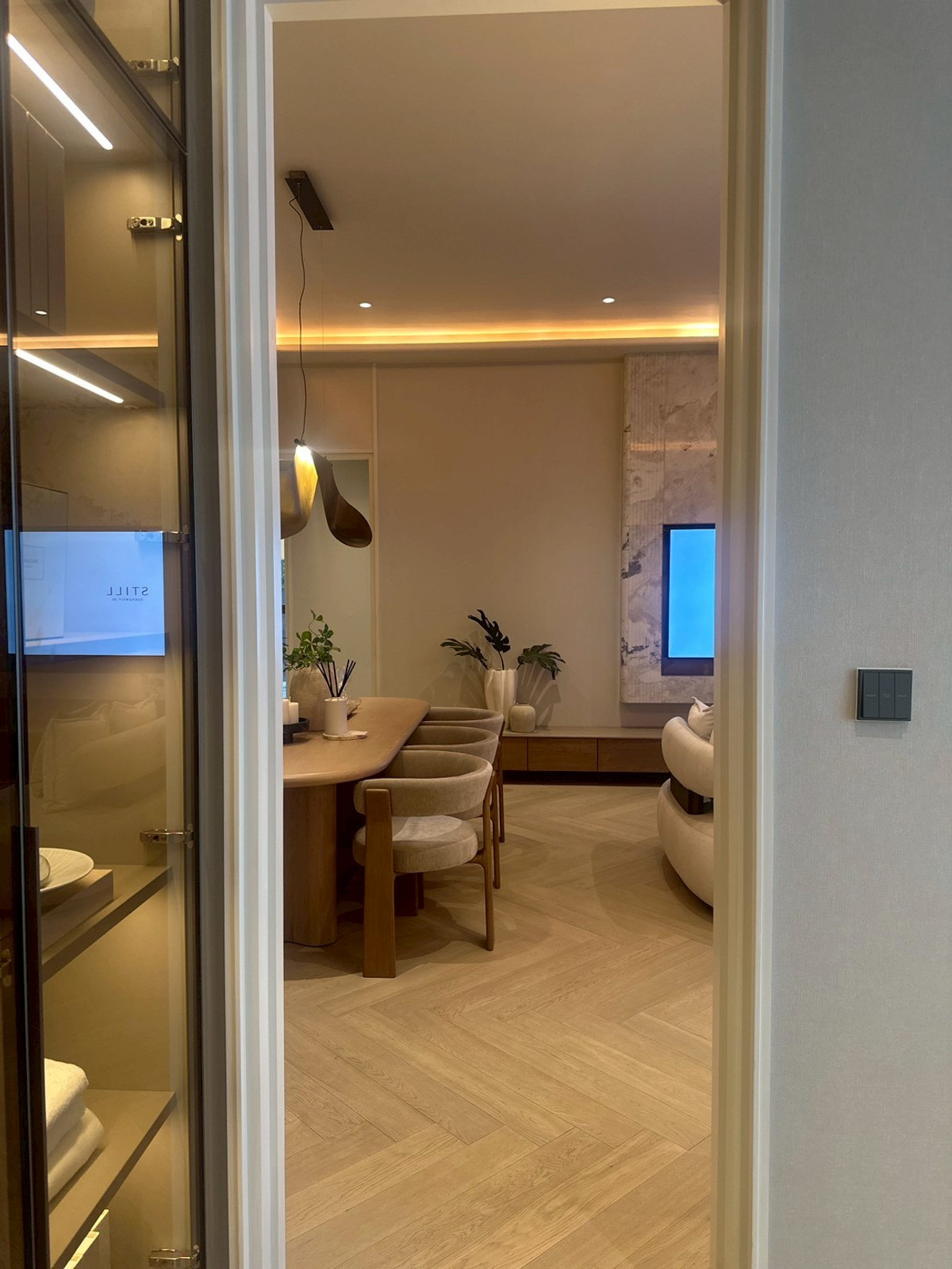 Luxury Condo for Sale Asok🐈⬛🧣 | Pet-Friendly Rare Unit | Near BTS Asok | 52,112,000 THB | Luxury condo for sale Asok, pets allowed, rare room, near BTS Asok 52,112,000 baht – LTH14813 Luxury Condo for Sale Asok🐈⬛🧣 | Pet-Friendly Rare Unit | Near BTS Asok | 52,112,000 THB | Luxury condo for sale Asok, pets allowed, rare room, near BTS Asok 52,112,000 baht – LTH14813