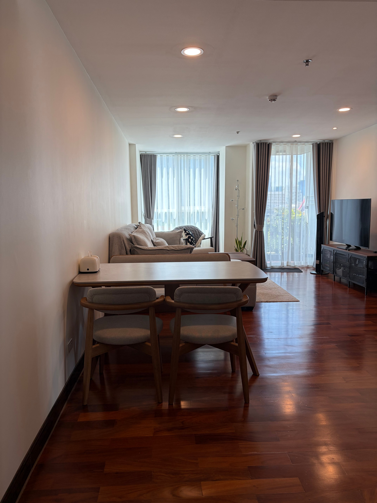 Corner Unit | 85 sqm | Langsuan | BTS Chit Lom | Park & City View – รูปที่ 3