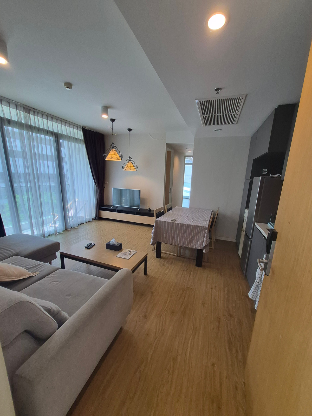 New Room Siamese Surawong 2bed2bath Fullyfurnish 80 Sqm 32,000- New Room Siamese Surawong 2bed2bath Fullyfurnish 80 Sqm 32,000-